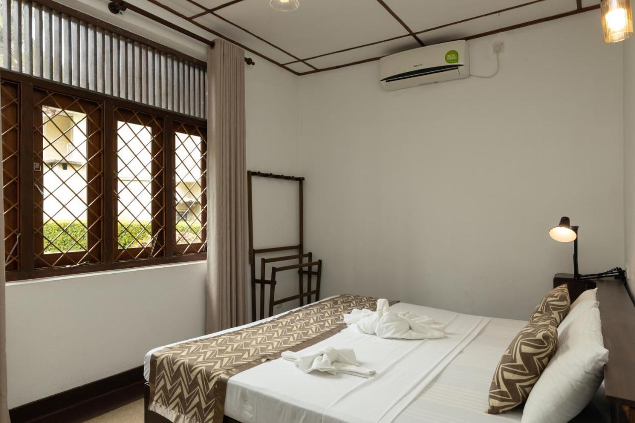 קנדי Surveyor'S Residence Bungalow מראה חיצוני תמונה