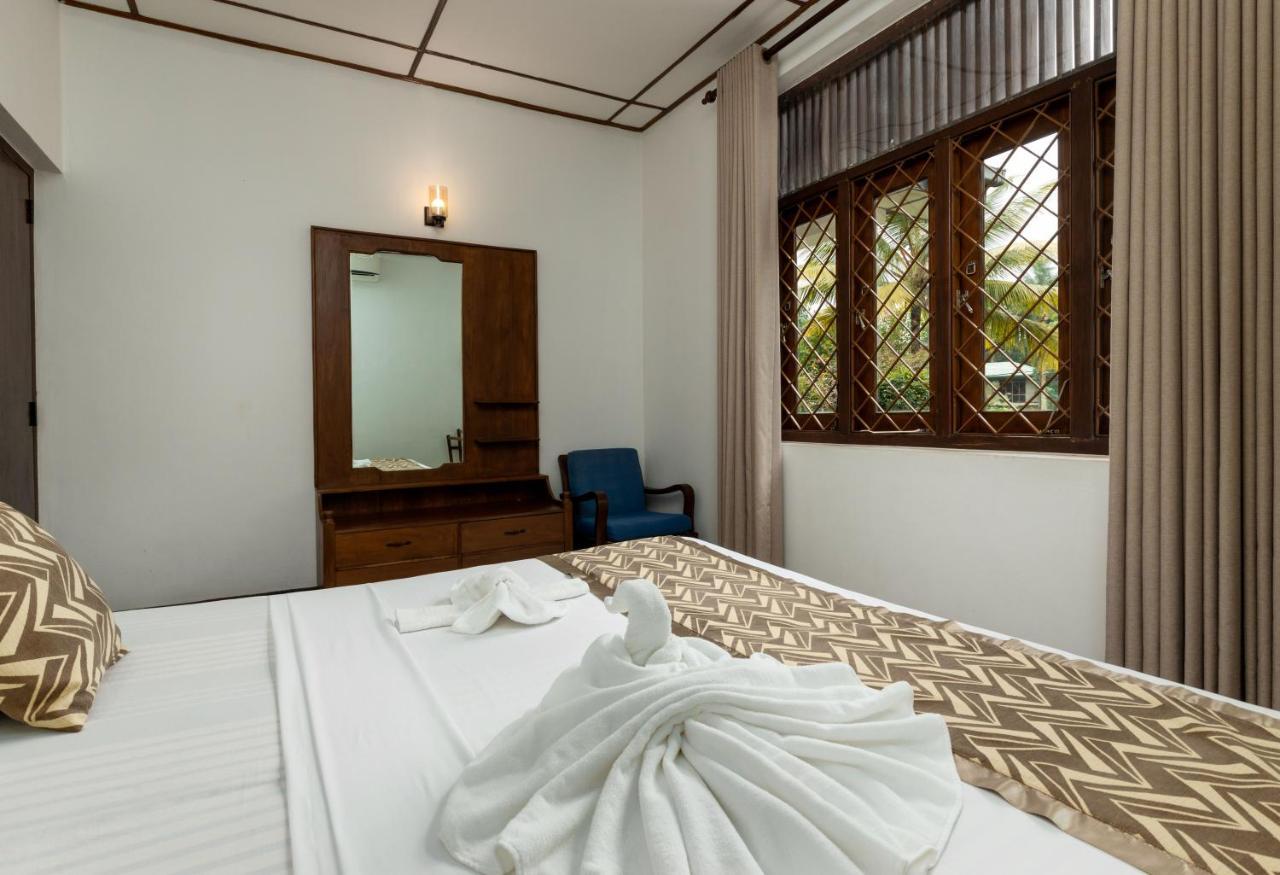 קנדי Surveyor'S Residence Bungalow מראה חיצוני תמונה