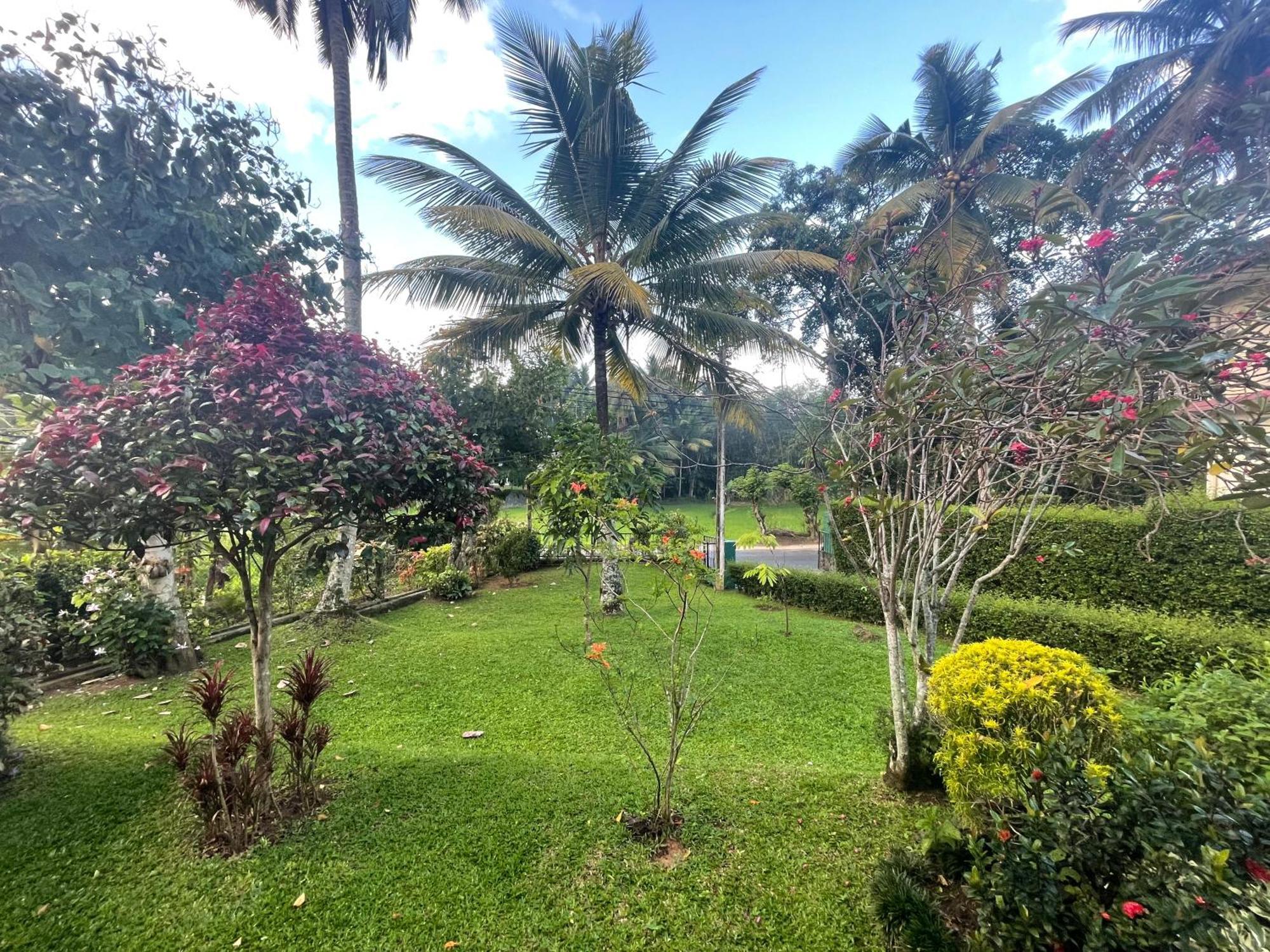 קנדי Surveyor'S Residence Bungalow מראה חיצוני תמונה